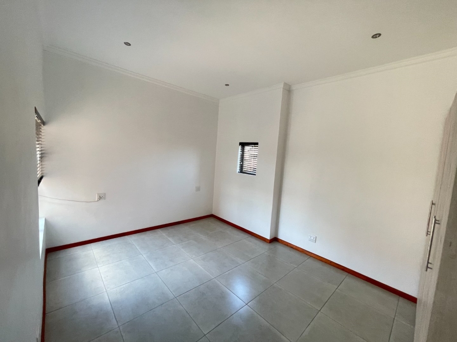 4 Bedroom Property for Sale in Wild Olive Estate Free State